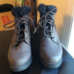 Sporto black insulated boots size 7.5